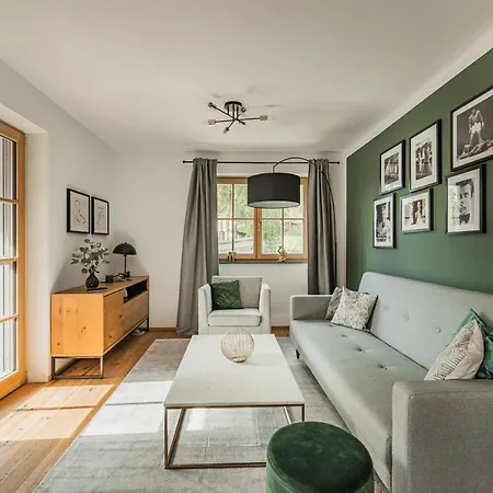 Apartment Dachstein West T3 Russbach am Pass Gschuett