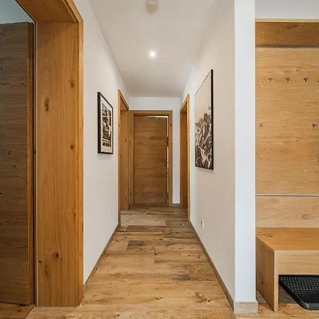 Apartment Dachstein West T3 Russbach am Pass Gschuett